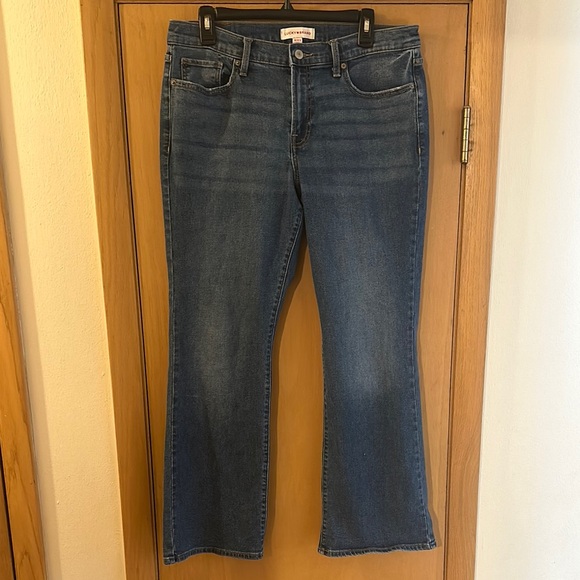 Lucky Brand Denim - Lucky Brand Women's Medium Wash Blue Boot Cut Jeans